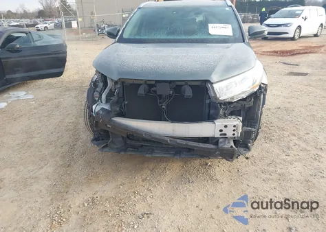 2015 Toyota Highlander Limited V6 z USA, uszkodzony, nr VIN 5TDDKRFH8FS109406